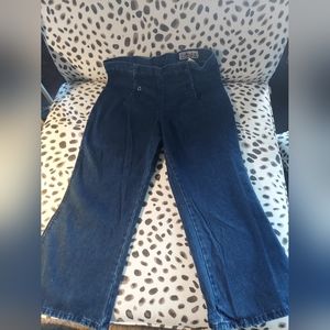 Carter's Vintage Women's Wide Crop Bluejeans Size 7 Not Worn.